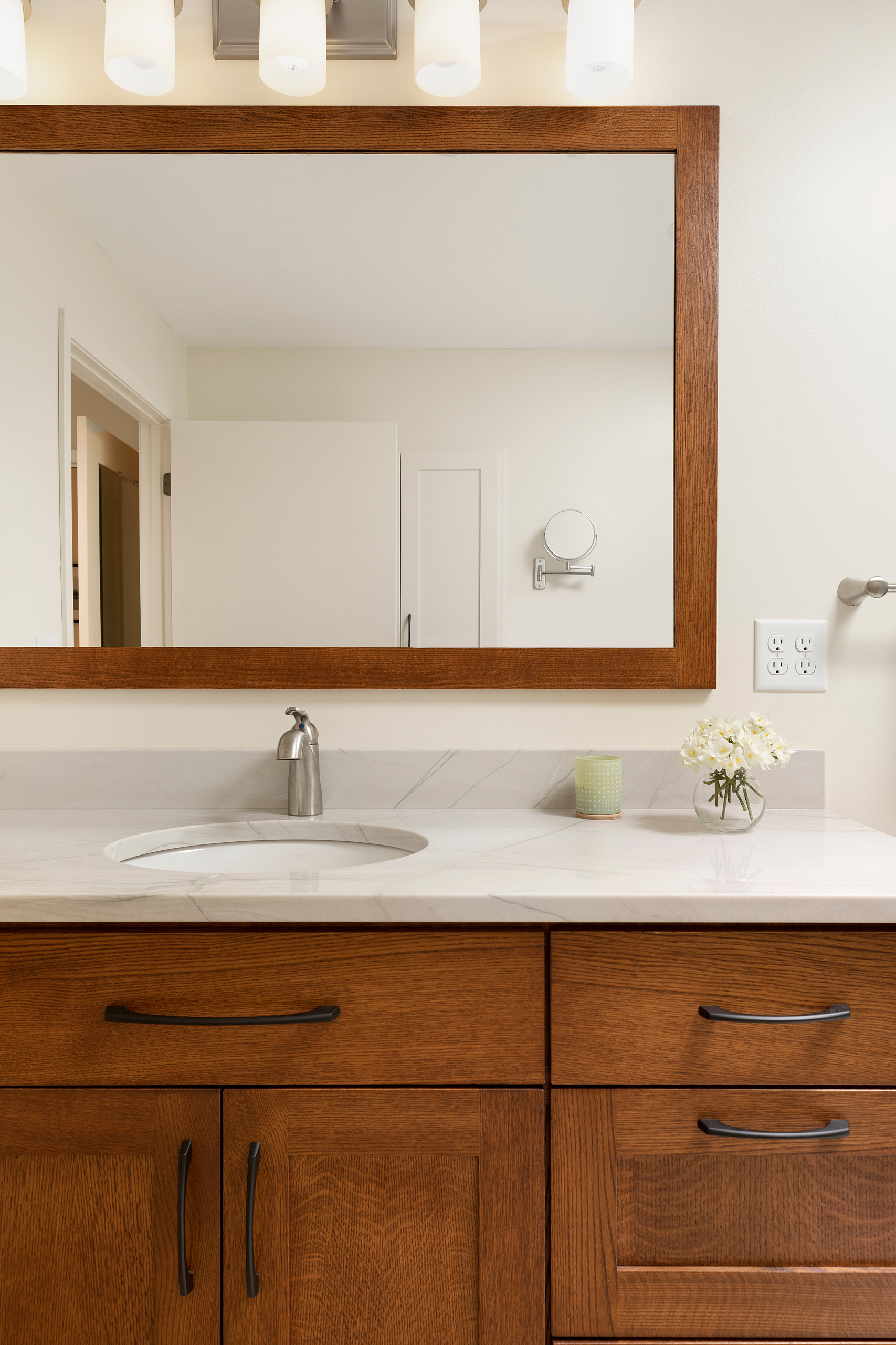 classic oak vanity and sink